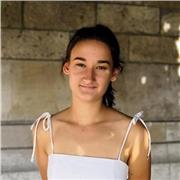 Etudiante en école de commerce, j'offre des cours de soutien scolaire en maths et/ou français pour des élèves en primaire / collège